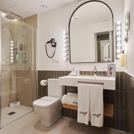 Hotell Intelier Katalina