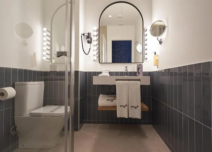 Hotell Intelier Katalina