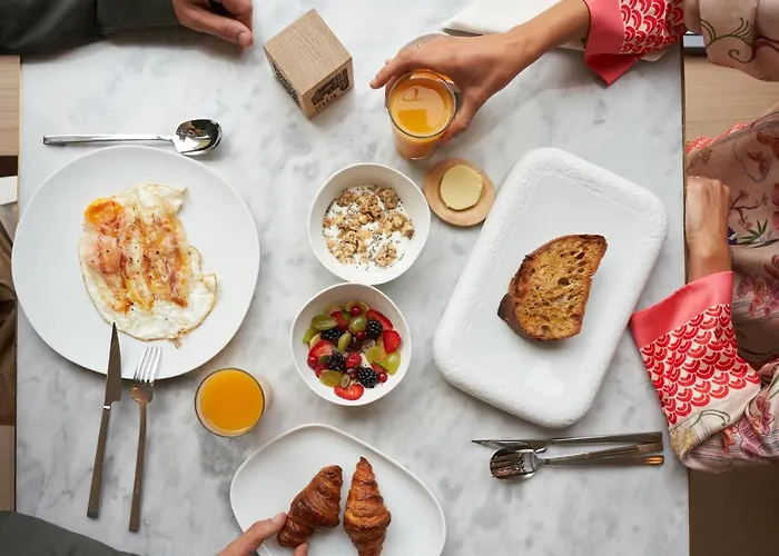 Intelier Katalina Hotell