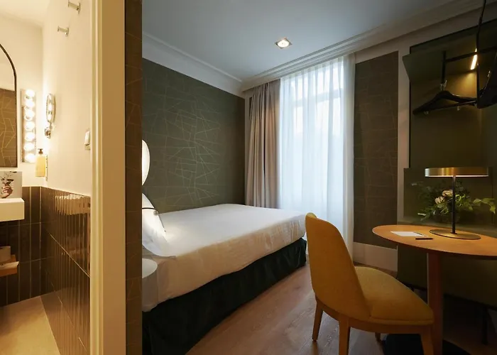 Intelier Katalina Hotell